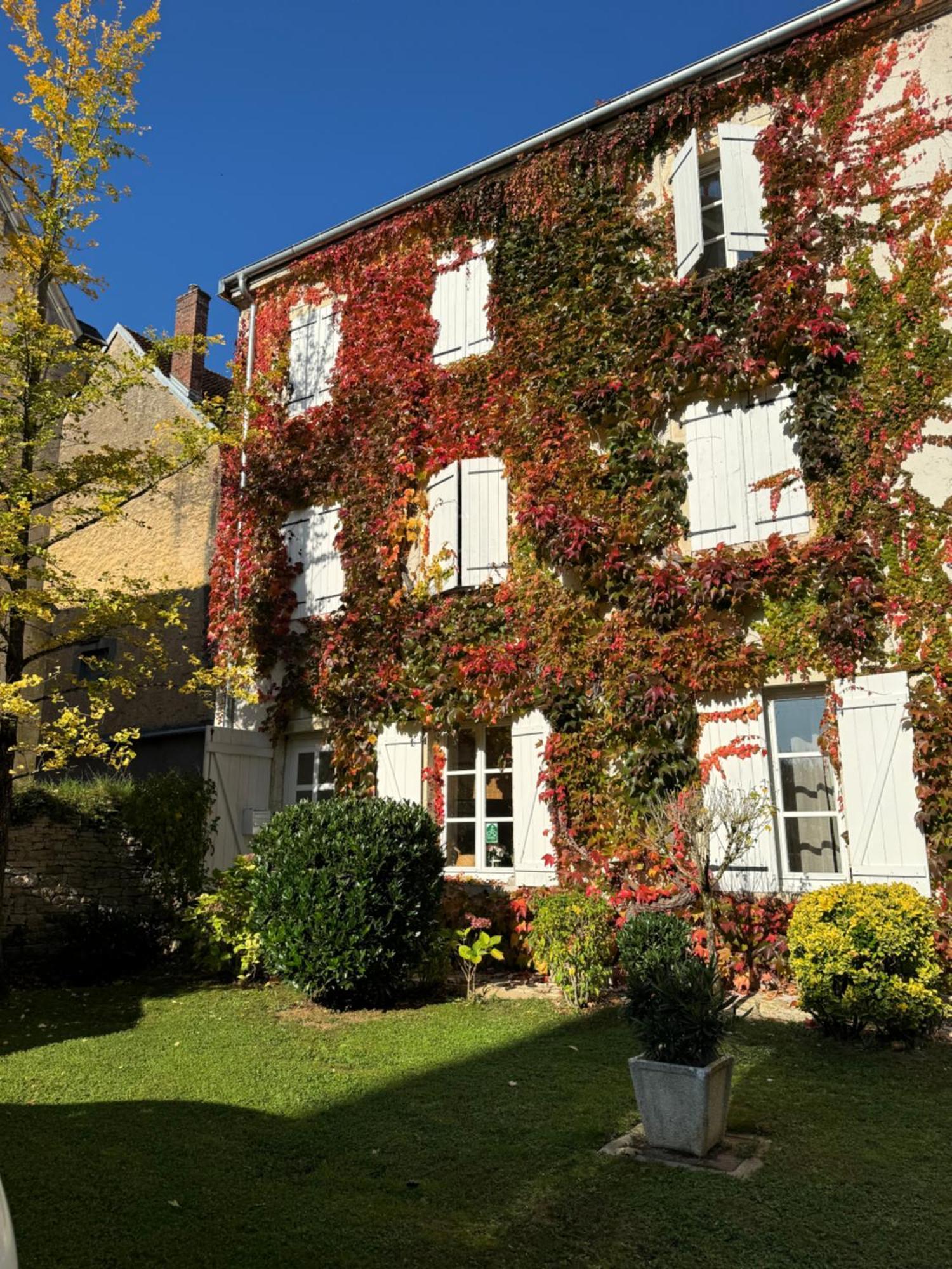 La Villa Bis Vesoul Exterior photo